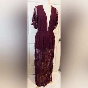 HONEY PUNCH Burgundy Lace Romper w/long Over Skirt NEW SZ L